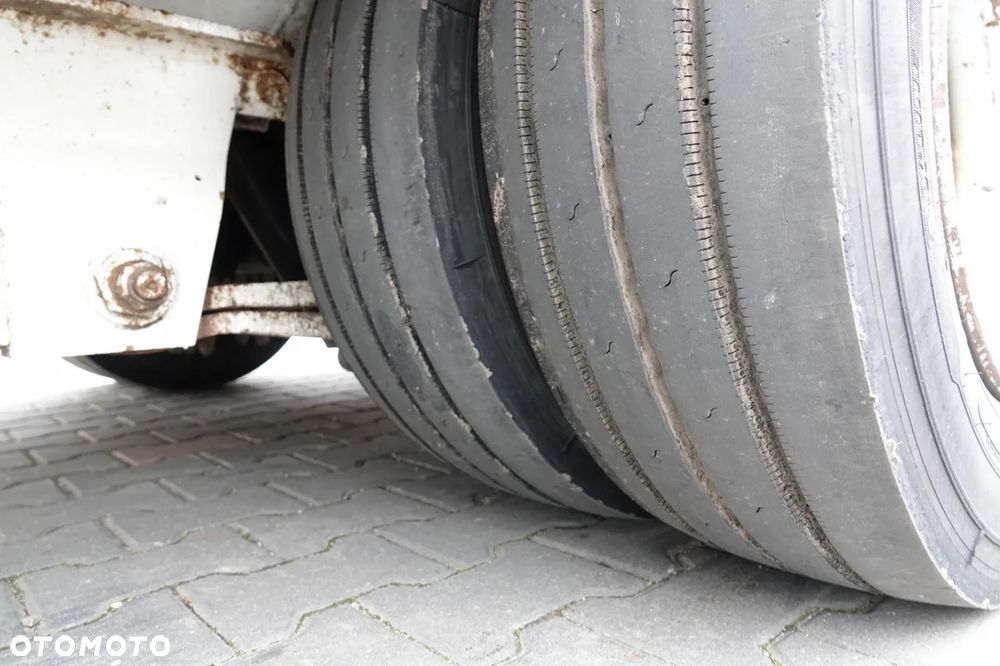 ACTM NACZEPA LAWETA / NISKOPODWOZIOWE / NAJAZDY HYDRAULICZNE / 13,6 M / WYCIAGARKA - 20