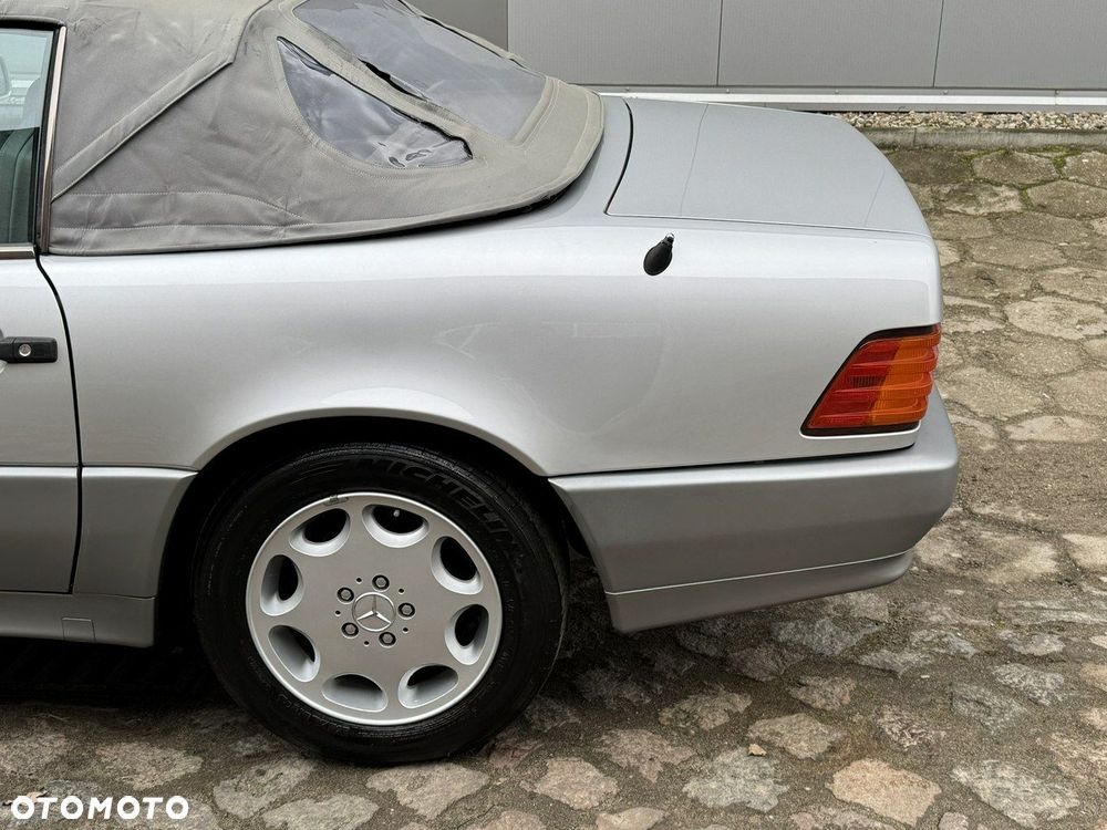 Mercedes-Benz SL - 13