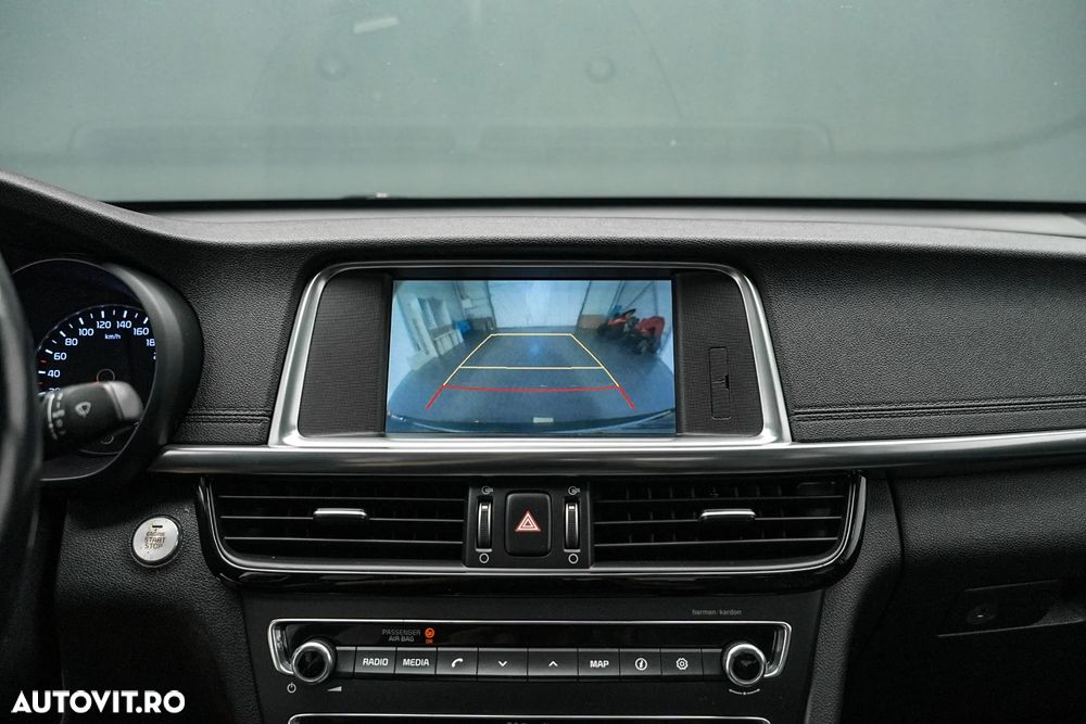 Kia Optima 2.0 T-GDI 6AT GT - 27