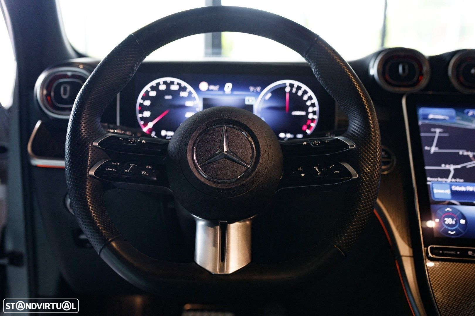 Mercedes-Benz GLC 300 - 18