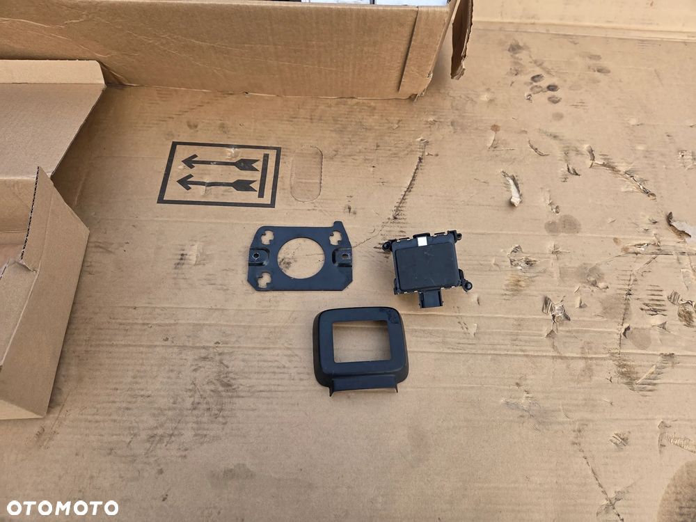 Radar Sensor Distronic ACC Suzuki Vitara III 3394386R03 33943-86R03 33943-86R03-000 - 3