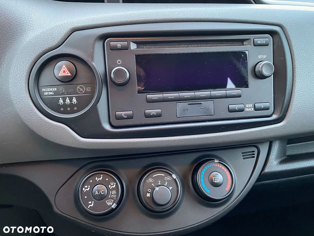 Toyota Yaris 1.5 Active - 32