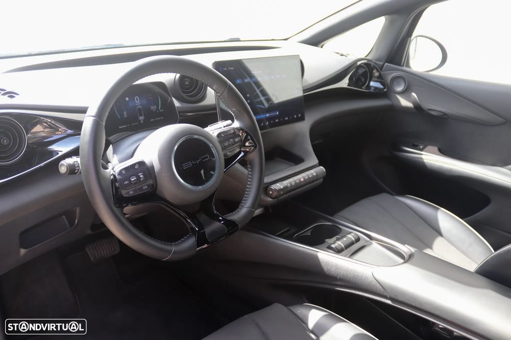 BYD Dolphin 60.4 kWh Comfort - 8