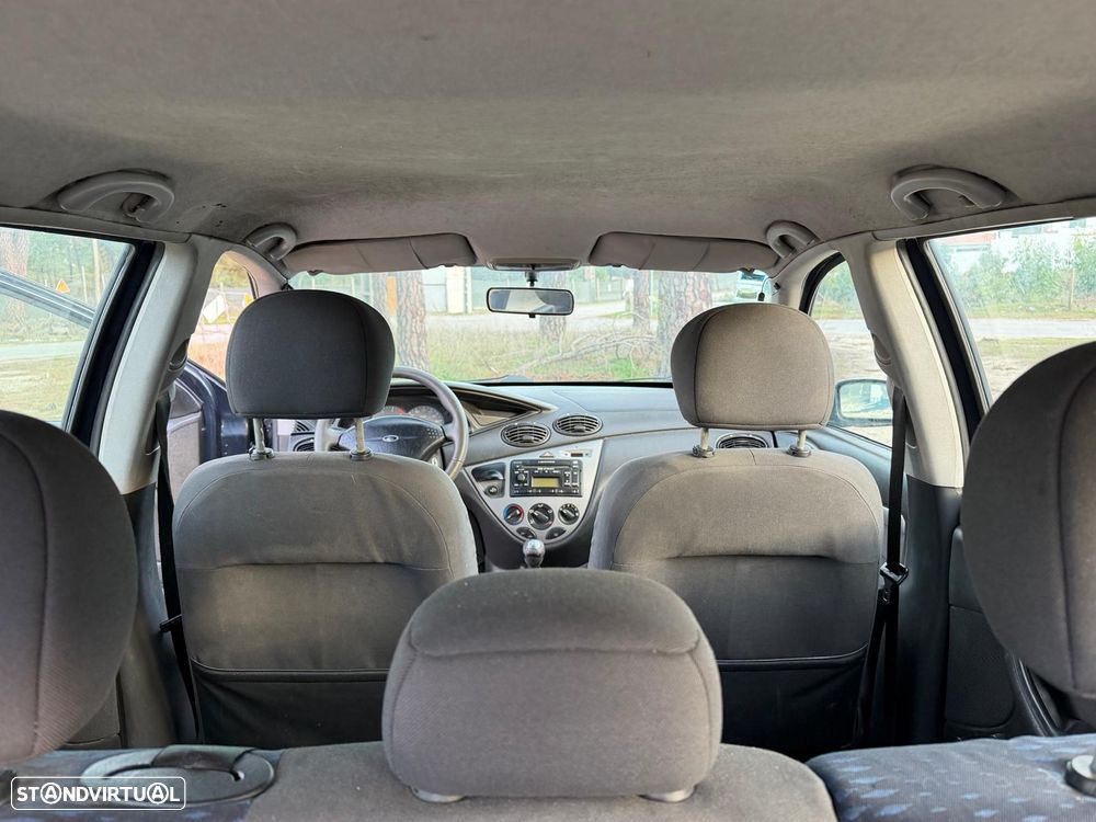 Ford Focus SW 1.8 TDdi Comfort - 13