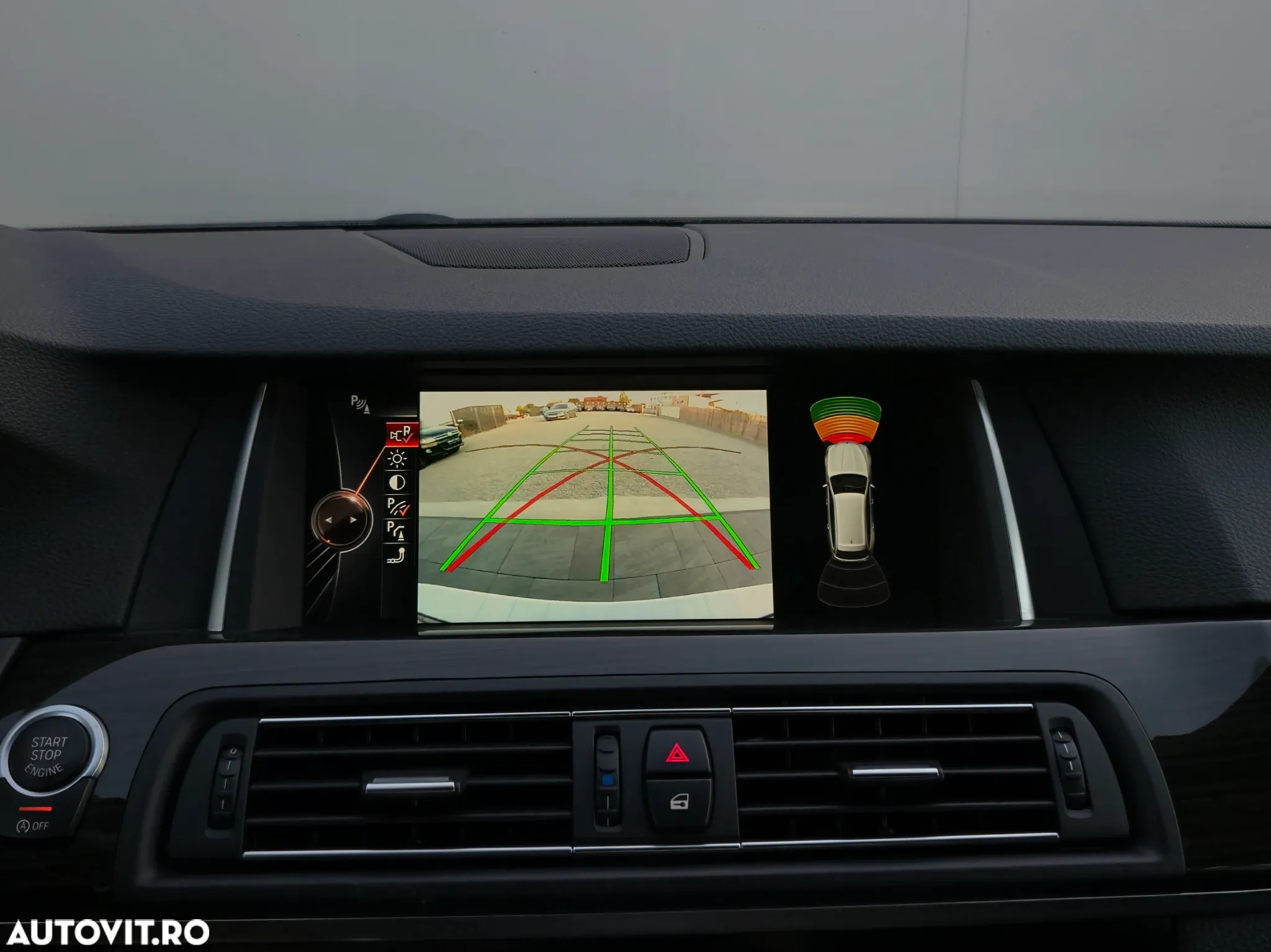 BMW Seria 5 525d Touring Sport-Aut. - 9