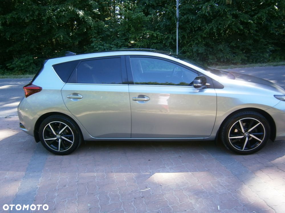 Toyota Auris 1.2 T Prestige - 5