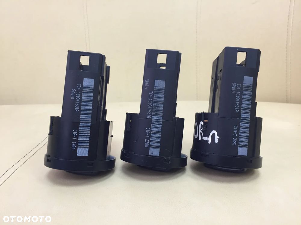 PRZEŁĄCZNIK WŁĄCZNIK ŚWIATEŁ VW PASSAT B5 FL/ BORA/ GOLF IV 1C0941531 LUB 1C0941531A - 11