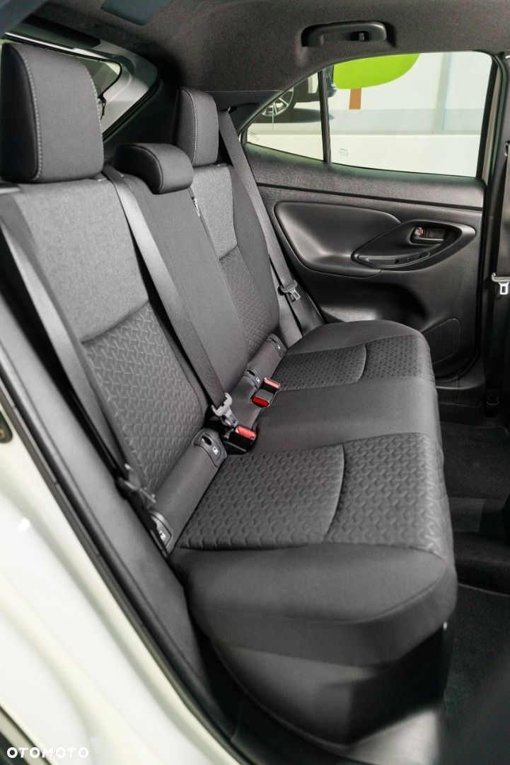 Toyota Yaris Cross - 18