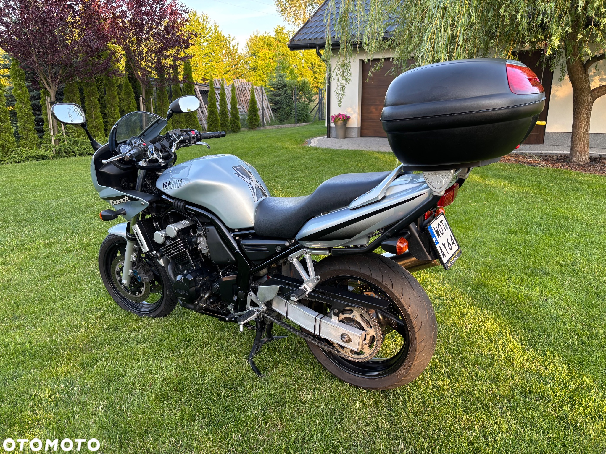 Yamaha FZS - 3