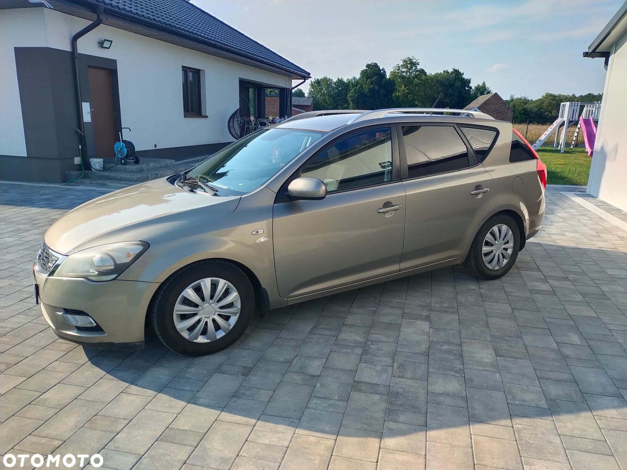 Kia Ceed Cee'd 1.6 Crdi Comfort - 1