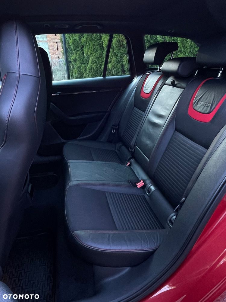Skoda Octavia 2.0 TDI RS - 12