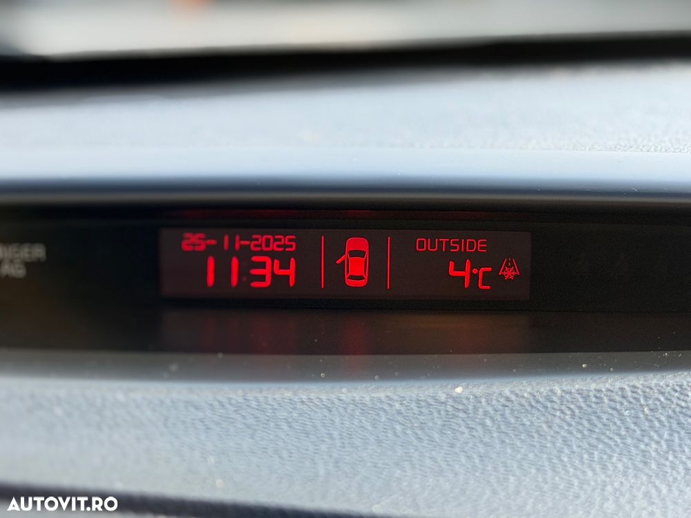 Kia Ceed 1.6 CRDi 128 97g Edition 7 - 16