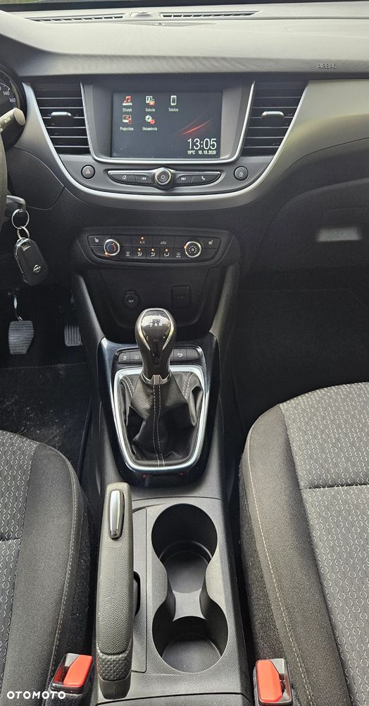 Opel Crossland X - 15