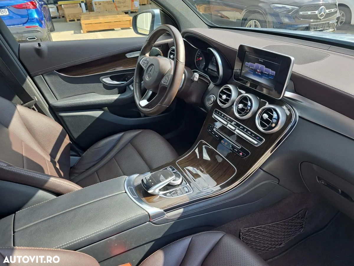 Mercedes-Benz GLC Coupe 350 e 4MATIC - 13