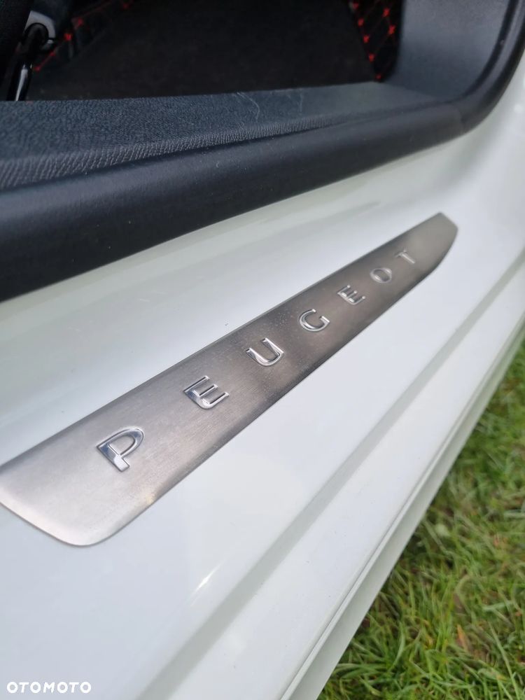 Peugeot 308 - 22