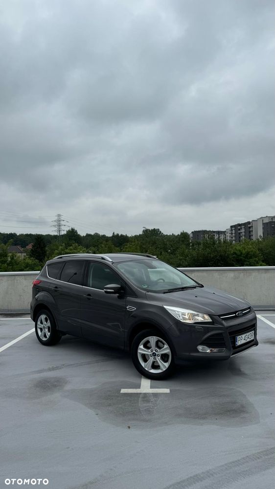 Ford Kuga - 12