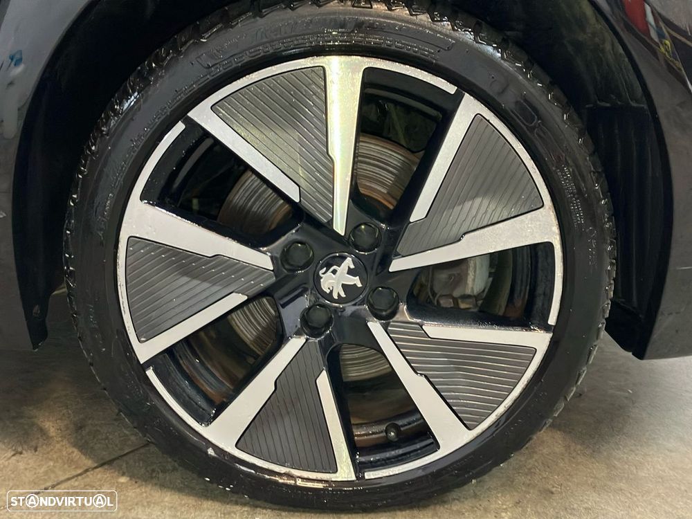 Peugeot e-208 50 kWh GT - 17