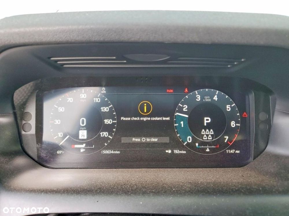 Land Rover Discovery Sport - 10