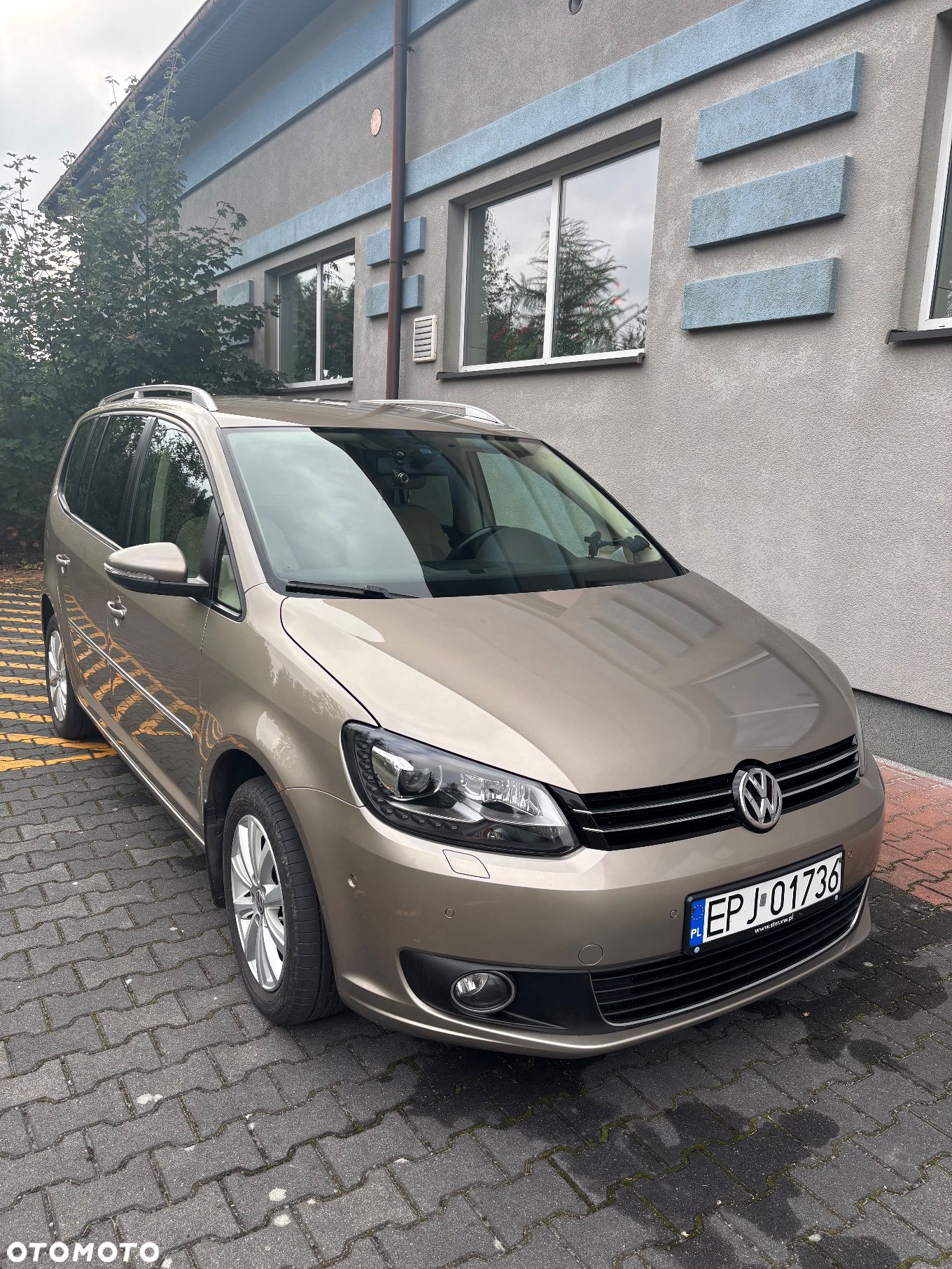 Volkswagen Touran 2.0 TDI DPF Highline - 1