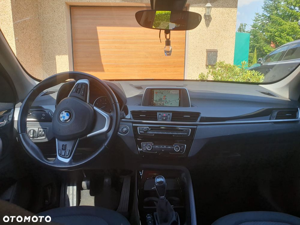 BMW X1 sDrive16d - 9
