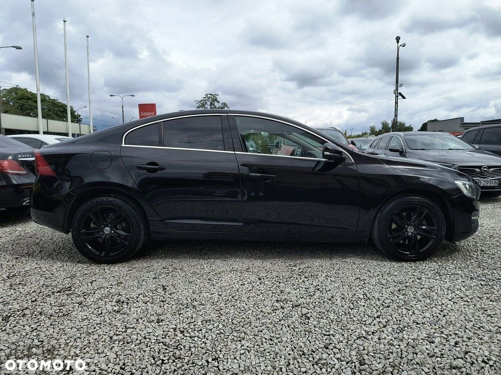 Volvo S60 D2 Drive-E Momentum - 26