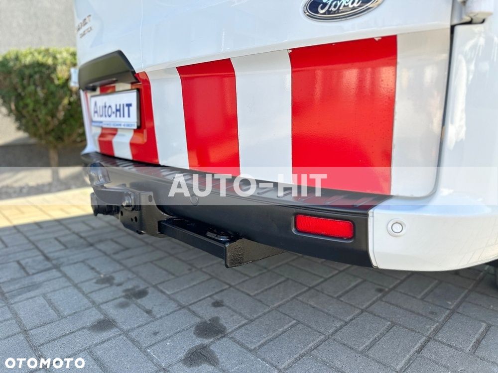Ford Transit - 12