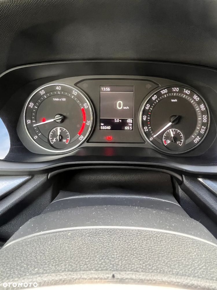 Skoda Octavia 1.5 TSI ACT Ambition - 8