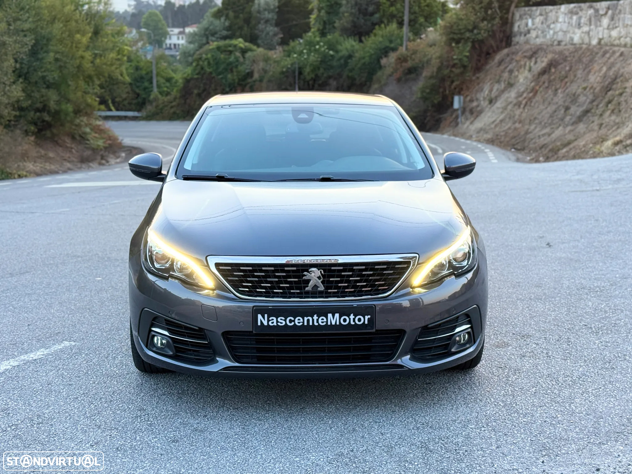 Peugeot 308 1.2 PureTech Allure EAT8 - 2