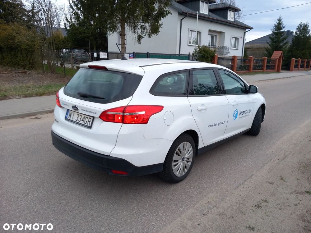 Ford Focus 1.6 SYNC Edition - 3