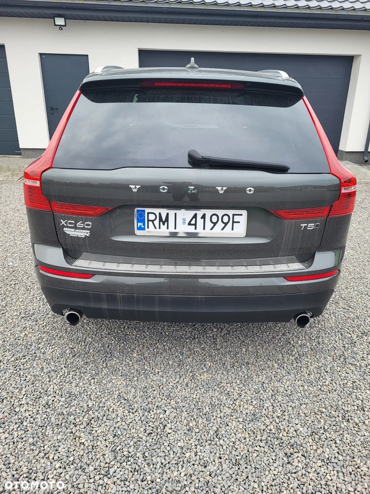 Volvo XC 60 T5 AWD Momentum - 10