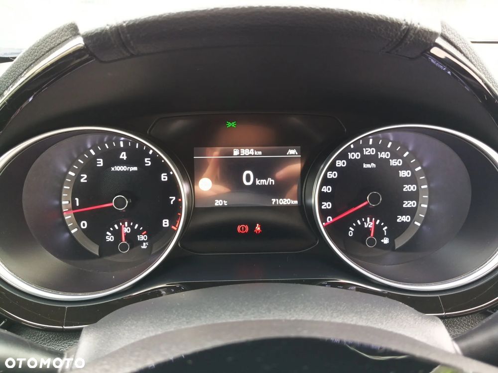 Kia XCeed 1.4 T-GDI L Business Line - 11