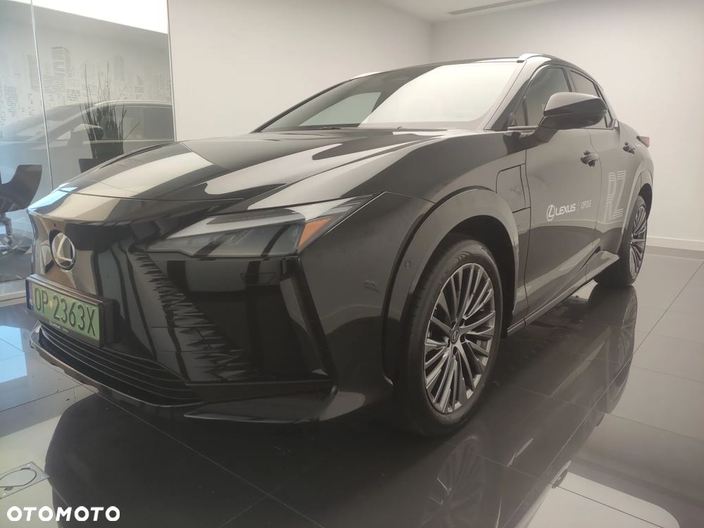 Lexus RZ - 2