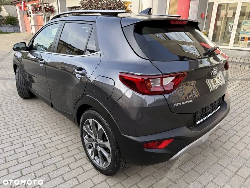 Kia Stonic 1.6 CRDi SCR L - 3