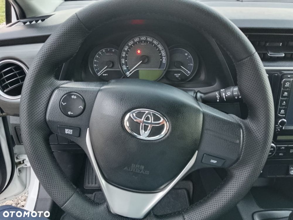 Toyota Auris 1.33 Dual-VVT-i Comfort - 11