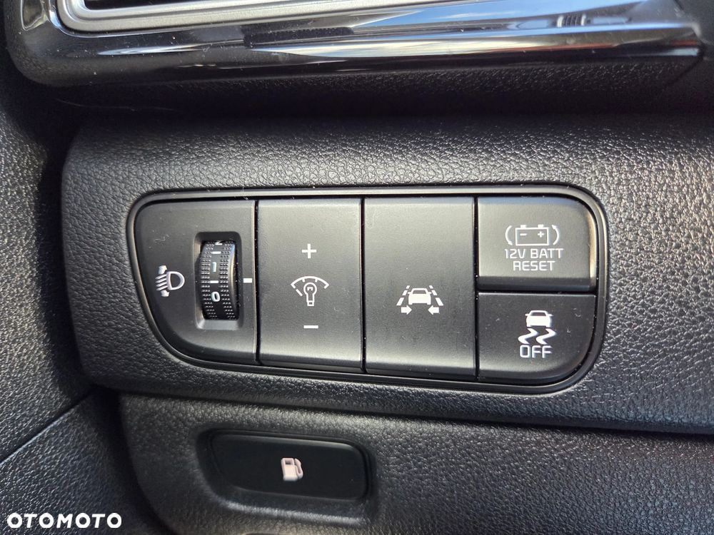 Kia Niro - 26
