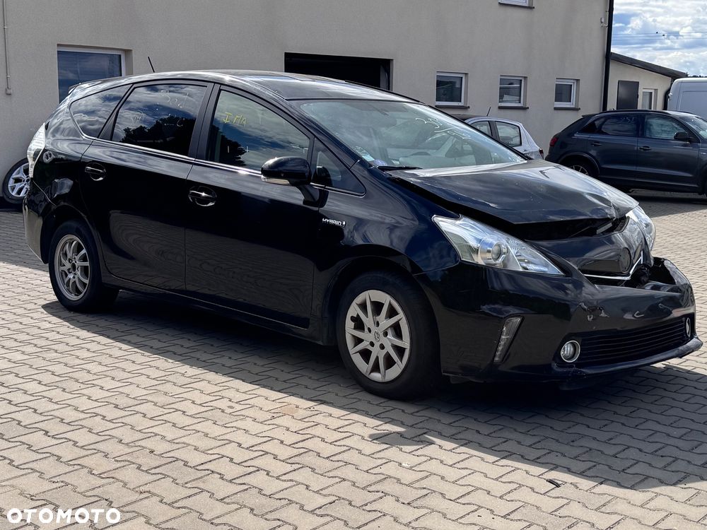 Toyota Prius+ (Hybrid) - 11