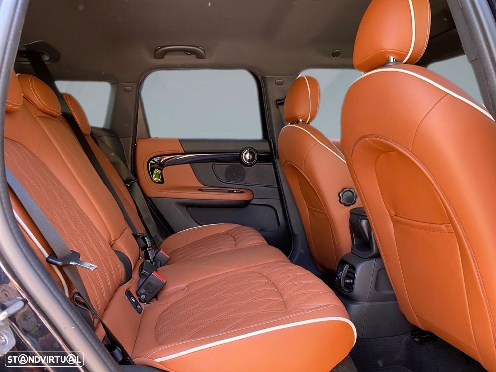 MINI Countryman Cooper SE Premium Classic Auto - 18