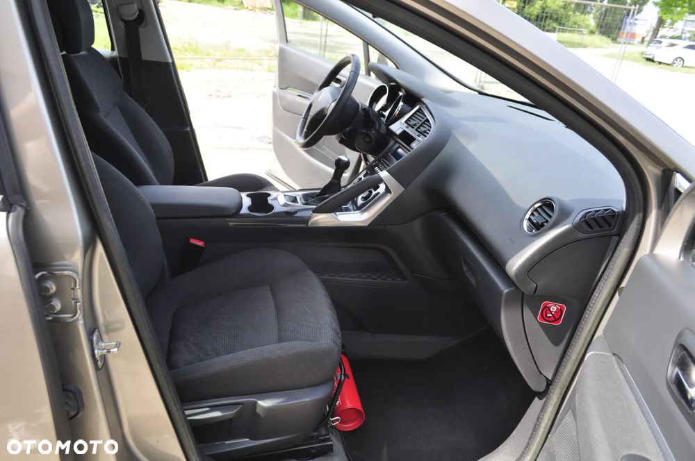 Peugeot 3008 - 11