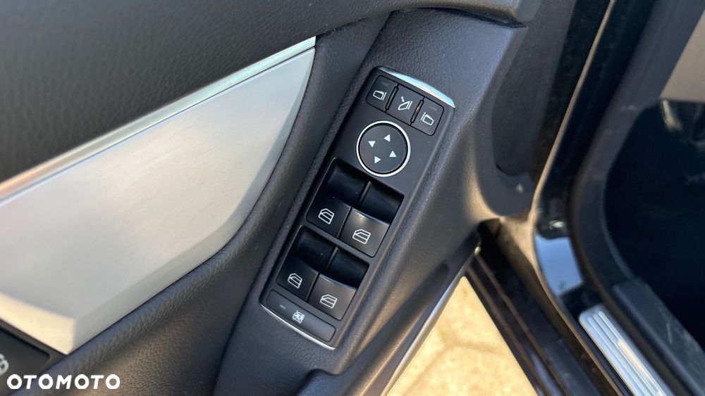 Mercedes-Benz Klasa C 220 CDI Avantgarde - 20