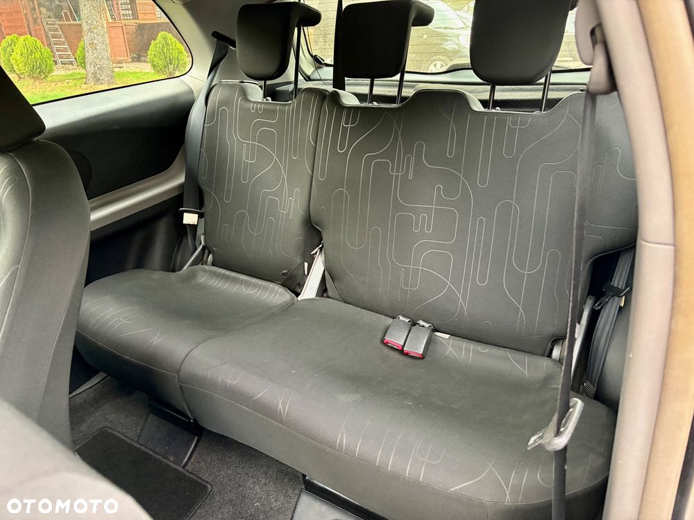 Toyota Yaris 1.33 Luna - 16