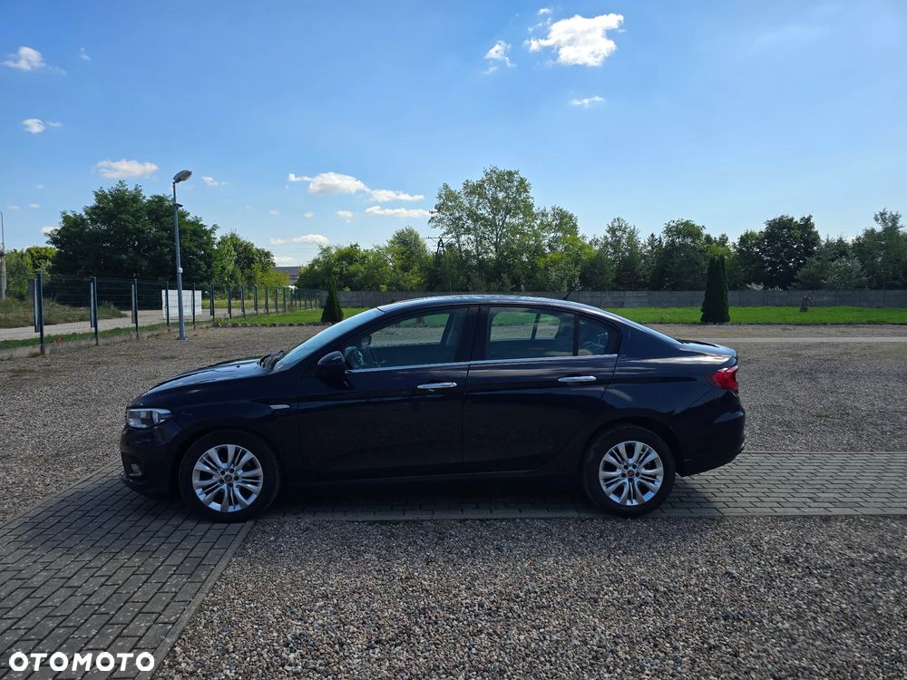 Fiat Tipo 1.6 MultiJet 16v Lounge - 9