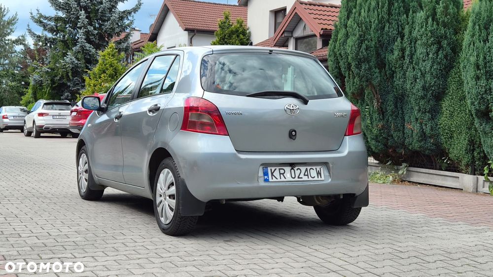 Toyota Yaris - 3