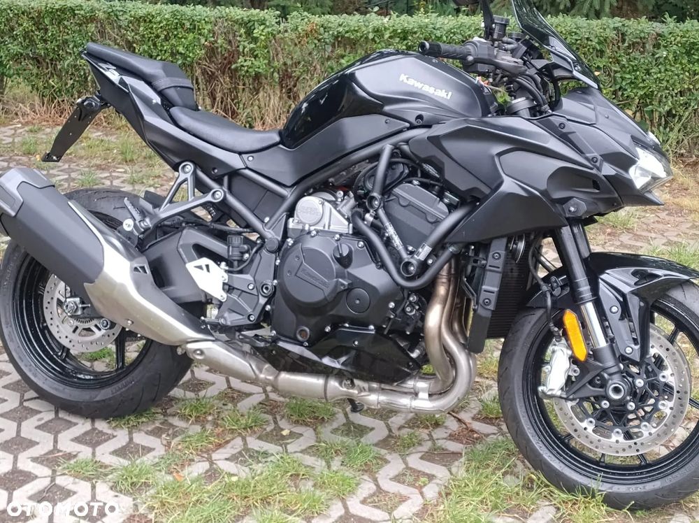 Kawasaki H2 - 3