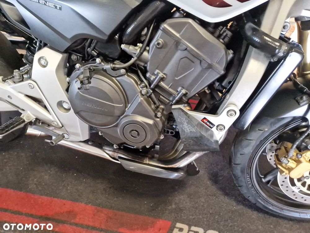 Honda Hornet - 26