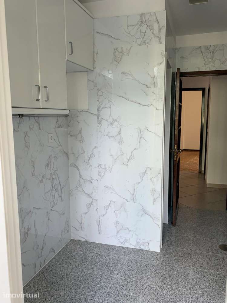 Apartamento, 95 m², São Mamede de Infesta e Senhora da Hora - Grande imagem: 4/6