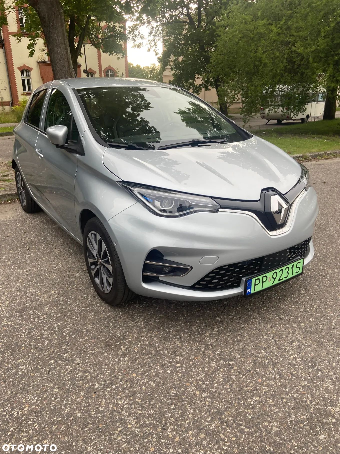 Renault Zoe R135 Z.E 50 Iconic - 1