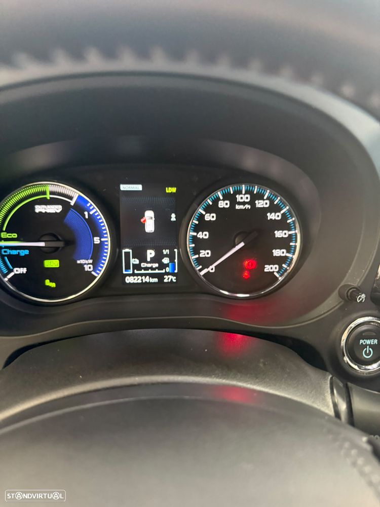 Mitsubishi Outlander 2.4 Intense - 14