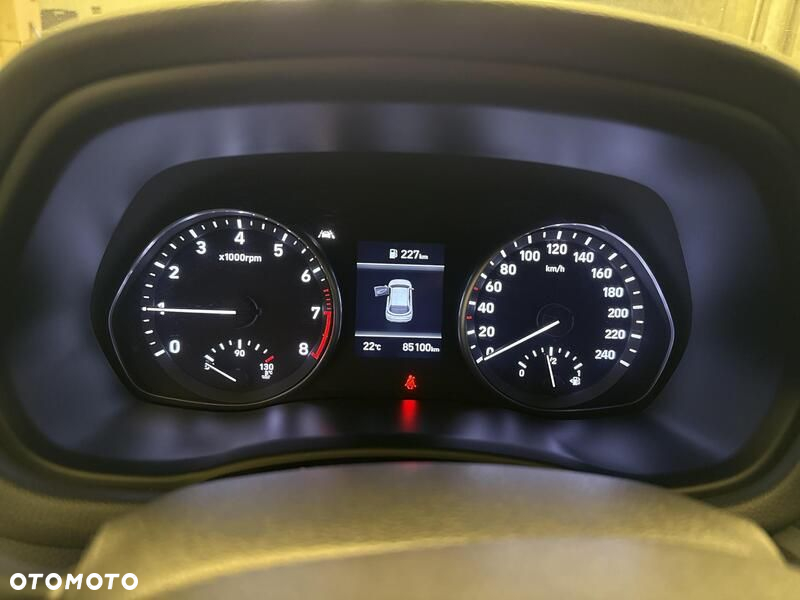 Hyundai i30 1.5 DPI Classic + - 14