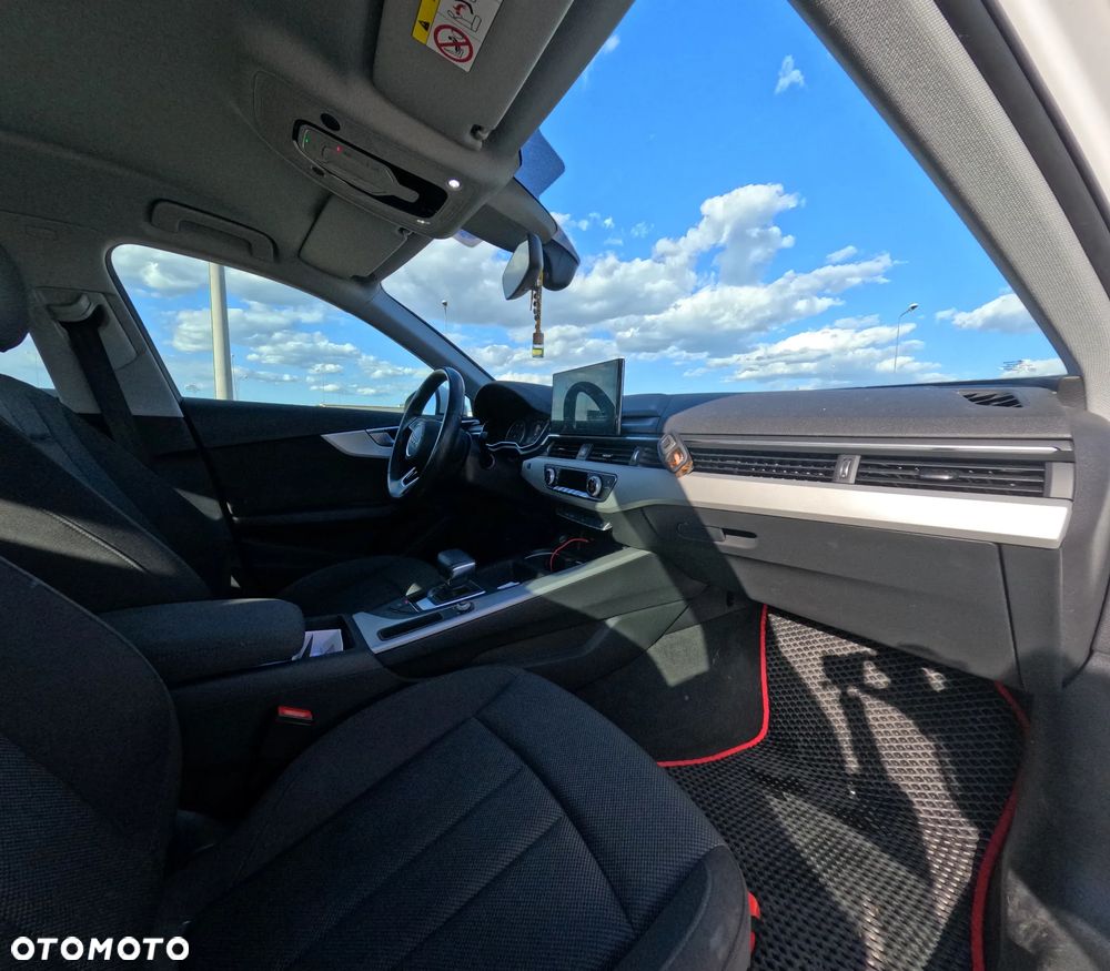 Audi A4 Limousine 35 TDI mHEV Advanced S tronic - 12