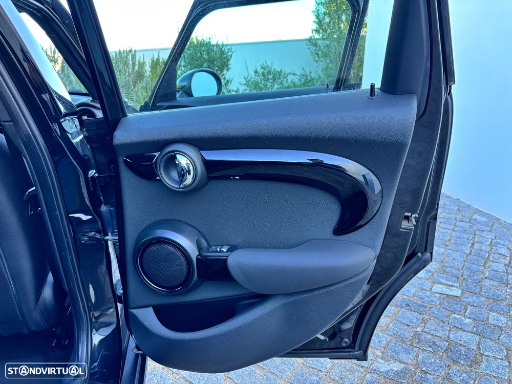 MINI 5 Portas One D - 28